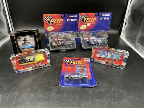 6 DIE CAST COLLECTABLE CARS