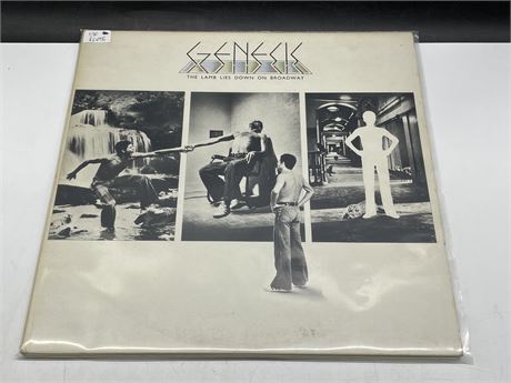GENESIS UK PRESS - THE LAMB LIES DOWN ON BROADWAY 2 LP - NEAR MINT (NM)