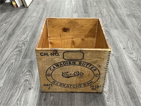 VINTAGE CANADIAN BUTTER BOX (Fits records)