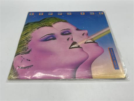 LIPPS INC. - MOUTH TO MOUTH - VG+