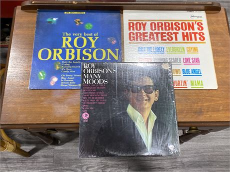 3 RAY ORBISON RECORDS - VG+