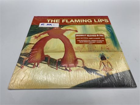 THE FLAMING LIPS - YOSHIMI BATTLES THE PINK ROBOTS - MINT (M)