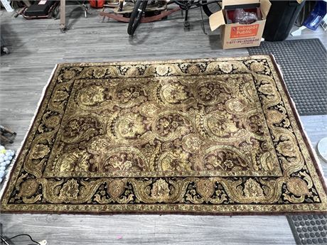 LARGE HEAVY PERSIAN RUG (105”x72”)
