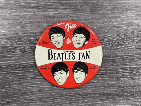 LARGE 1964 BEATLES  “IM OFFICIALLY A BEATLES FAN” PIN BACK 4” DIAM
