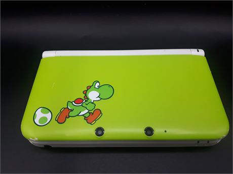 RARE - YOSHI LIMITED EDITION 3DS XL CONSOLE - EXCELLENT CONDITION