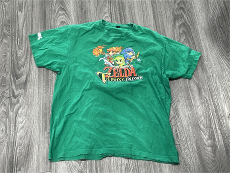 THE LEGEND OF ZELDA TRI FORCE HEROES PAX 2015 PROMO T-SHIRT SIZE XL