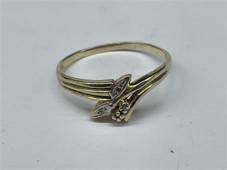 VINTAGE 10K GOLD RING SIGNED AR + AB W/ SMALL DIAMONDS - SIZE 10 3/4