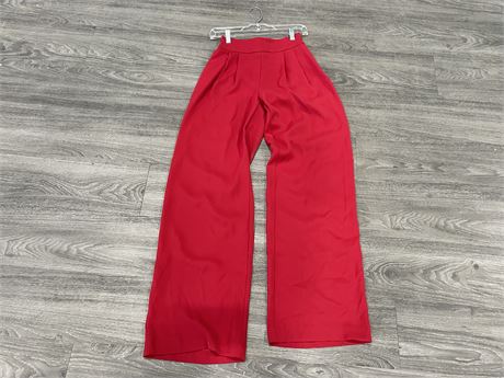 (NEW) LE CHATEAU PALAZZO RED PANTS W/ TAGS SIZE OO