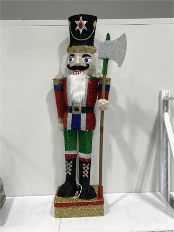5.5FT TALL TOY SOLDIER W/ WHITE LED LIGHTS - WORKING