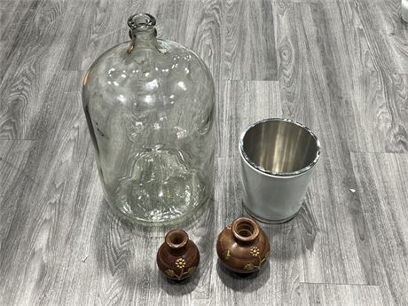 2 WOOD CARVED VASES W/BRASS & COPPER ACCENTS, 6 GAL CARBOUY & ICE BUCKET