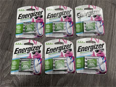(NEW) ENERGIZER AAA4 BATTERIES