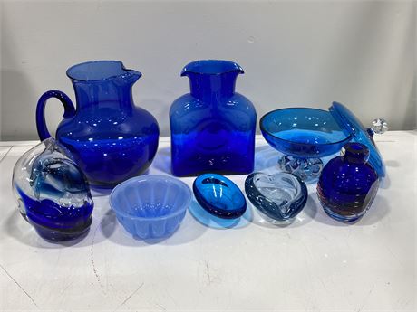 9 PIECES OF BLUE ART GLASS