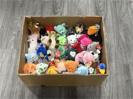 BOX OF VINTAGE TY TOY BEANIE BABIES