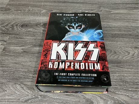KISS KOMPENDIUM LARGE COMIC BOOK - SEE EBAY SOLD COMPS