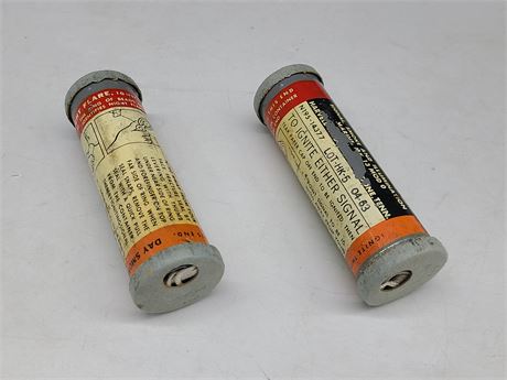 2 VINTAGE MILITARY NIGHT FLARE/DAY SMOKE ("Never used")