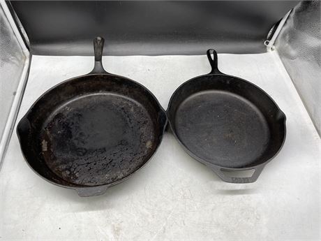 2 LARGE LODGE & WAGNERS CAST IRON FRYING PANS LARGEST 14”
