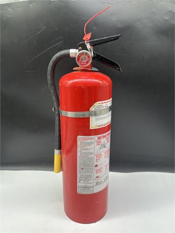 FULLY CHARGED 10LB ABC FIRE EXTINGUISHER