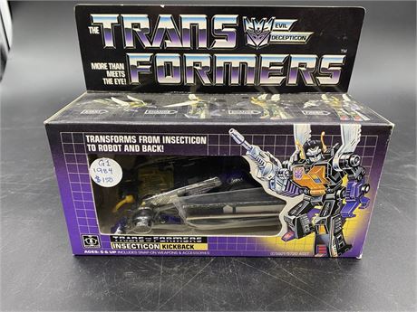 1984 G1 TRANSFORMERS INSECTICON KICKBACK WITH INSERTS