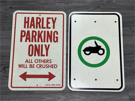 HEAVY METAL MOTORCYCLE SIGN & HARLEY PARKING ONLY SIGN (12”X18”)