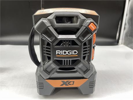 RIGID X4 RADIO WITH BATTERY 9”