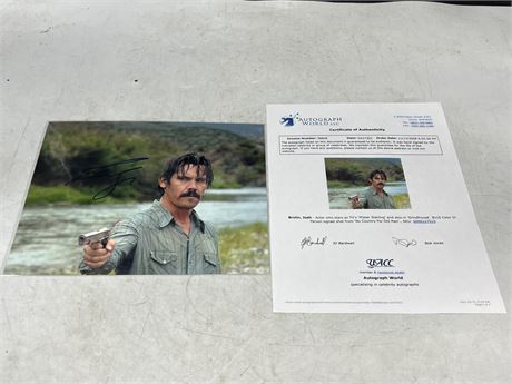 JOSH BROLIN SIGNED 8”x10” NO COUNTRY FOR OLD MEN PHOTO W/COA