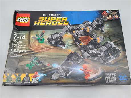 OPEN BOX LEGO DC COMICS SUPER HEROES 76086
