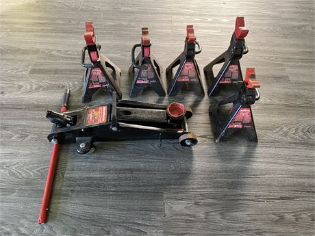 HYDRAULIC JACK & 5 AXLE STANDS - MOTOMASTER