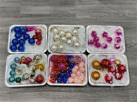 6 TRAYS OF GLASS ORNAMENTS