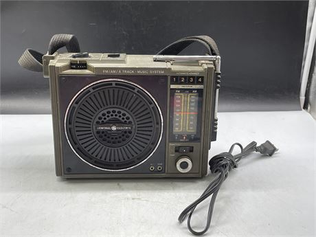GENERAL ELECTRIC 3-5507A RADIO WITH PLUG