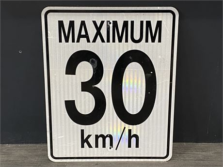 LARGE MAX. 30KM METAL SIGN (24”X30”)