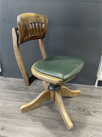 1930’s or EARLIER BANKERS OFFICE SWIVEL CHAIR
