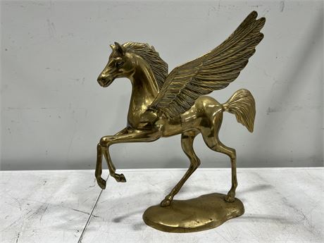 LARGE HEAVY BRASS PEGASUS (17” tall, 16” wide)