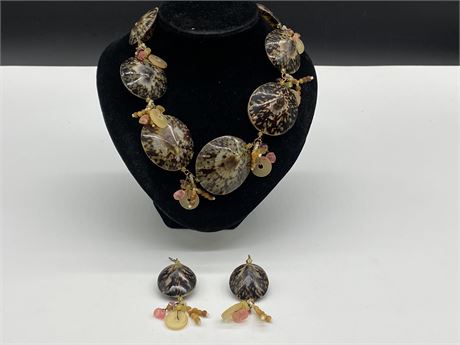 VINTAGE SHELL NECKLACE (18”) & EARRINGS
