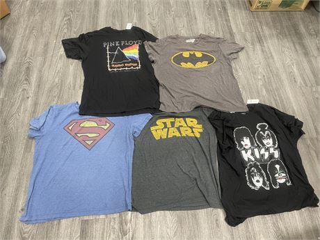 LOT OF 5 T-SHIRTS SOME WITH TAGS - SIZE XL