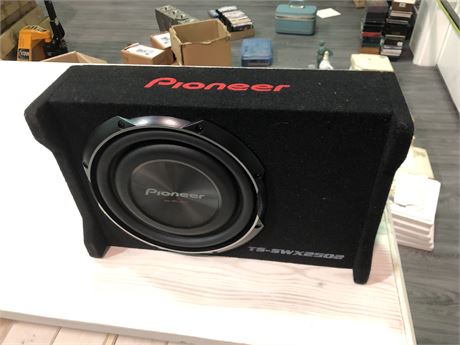 PIONEER IB-FLAT TS-SWX2502 SUBWOOFER (LIKE NEW CONDITION)