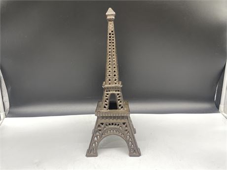 2PC CAST IRON EIFFEL TOWER CANDLE HOLDER 14”