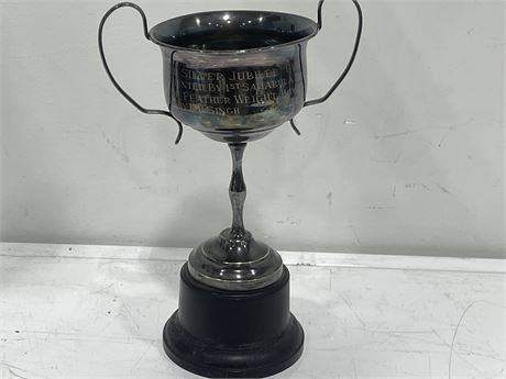 1958 FEATHERWEIGHT BOXING TROPHY