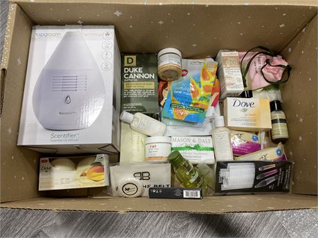 LOT OF MISC. HYGIENE  PRODUCTS/CLEANSERS