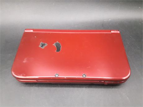 3DS XL (NEW MODEL) CONSOLE - WORKING - OUTER SHELL NEEDS REPLACING