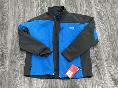 (NEW) NORTH FACE JACKET W/TAGS