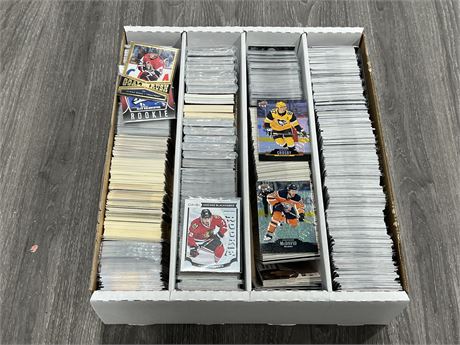 FLAT OF NHL CARDS