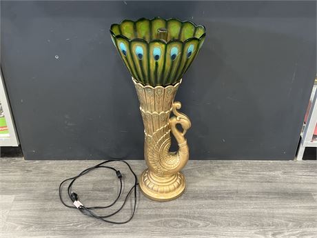 TOSCANO ART DECO PEACOCK TABLE LAMP - WORKING