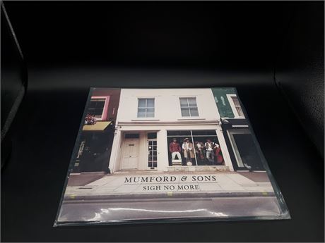 MUMFORD & SONS (VG) VERY GOOD CONDITION - SLIGHTLY SCRATCHED