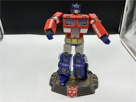HIGH QUALITY TRANSFORMERS OPTIMUS PRIME FIGURE - MISSING FOOT (12” tall)