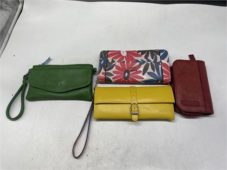 4 LEATHER CLUTCHES INCL: GUESS, FOSSIL, DANIER, ETC