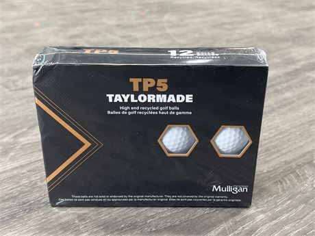12 TAYLORMADE TP5 HIGH END RECYCLED GOLF BALLS