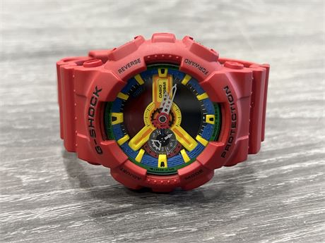 RED G-SHOCK WATCH - NEEDS BATTERY
