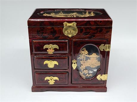 CHINESE PICTORAL JEWELRY BOX (9"x5"Dm - 9"tall)