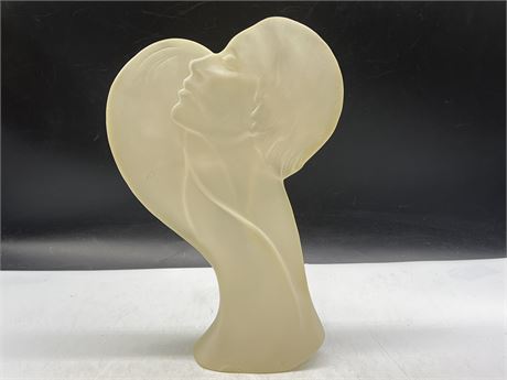 ART DECO LUCITE “FACES OF LOVE” SIGNED AUSTIN PROD. - 14” TALL