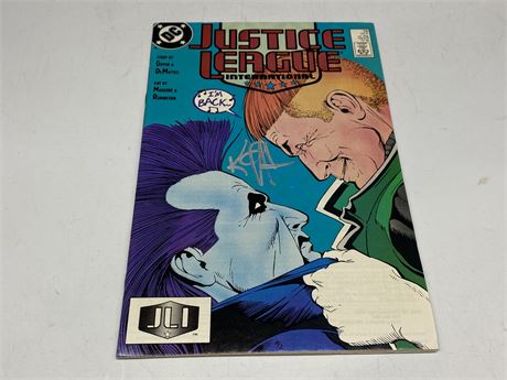 JUSTICE LEAGUE INTERNATIONAL #19 SIGNED BY KEITH GIFFEN